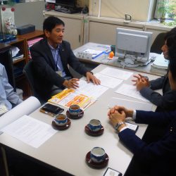 2014/10/21福岡市中央区役所、総務部長訪問